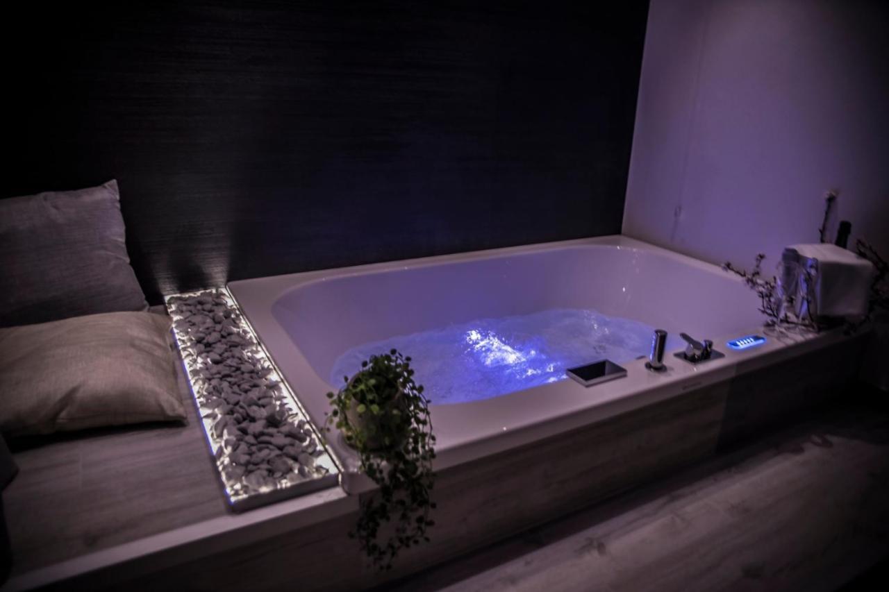 Royal Suite Tissi Екстер'єр фото