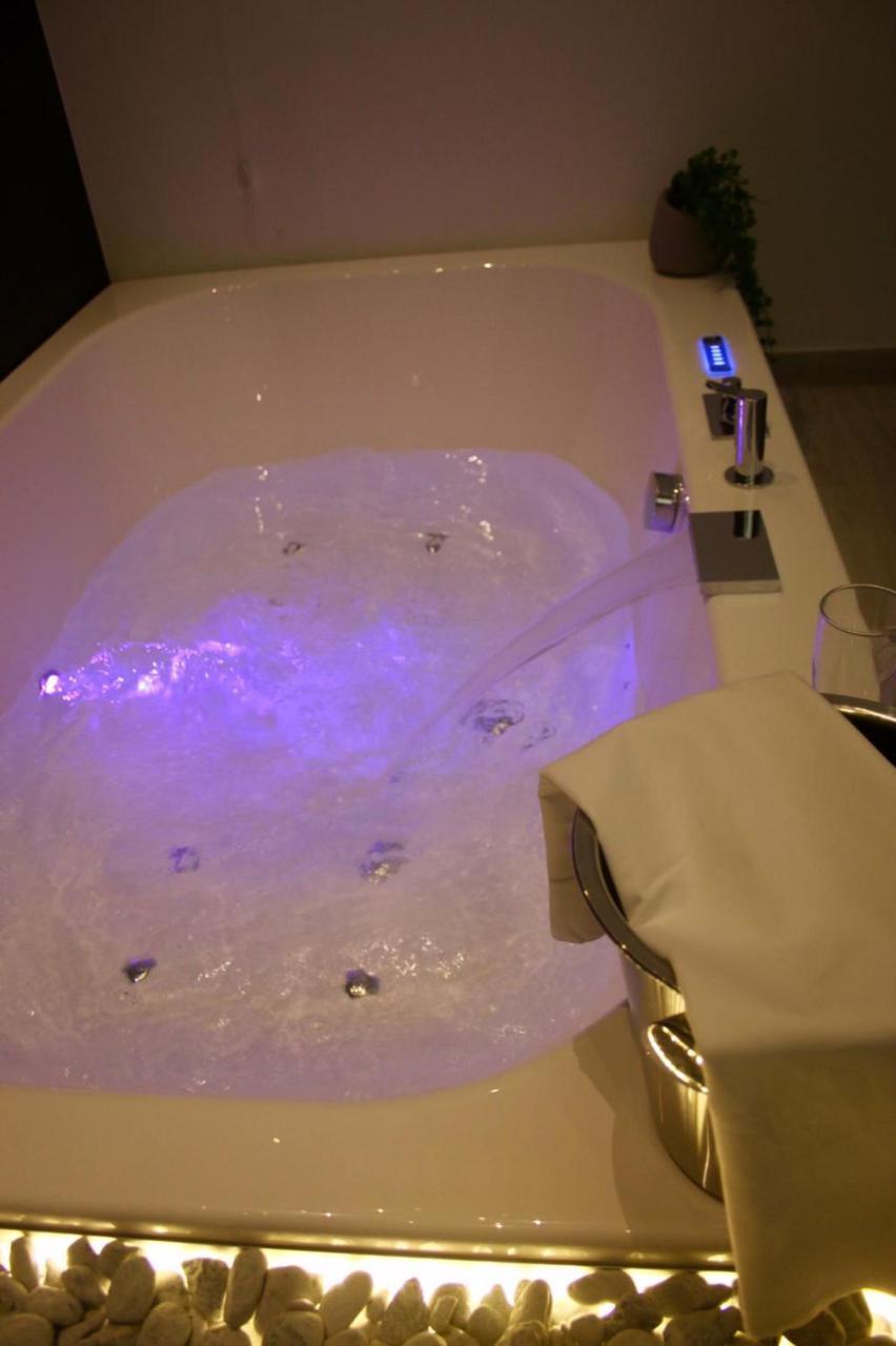 Royal Suite Tissi Екстер'єр фото